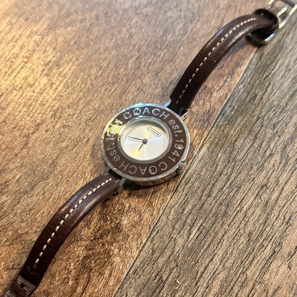RARE Coach Heritage Signature Bezel Watch Brown Leather Swiss Made Vintage - Picture 3 of 7